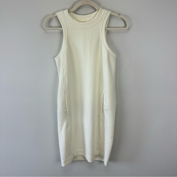 lululemon athletica Dresses & Skirts - Lululemon Softstream Back in Action Dress